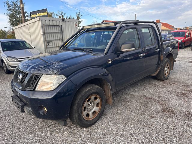 Nissan Navara Pickup Double Cab LE 4x4 LB