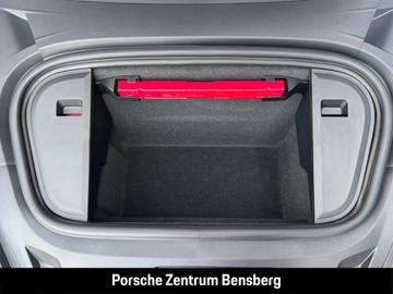 صورة مصغرة 21 لـ  Porsche TAYCAN