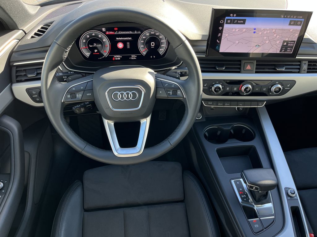 AUDI A4 2025