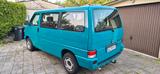 Volkswagen T4 Caravelle grün 2,5l Benzin  - Volkswagen T4 Caravelle: Grau