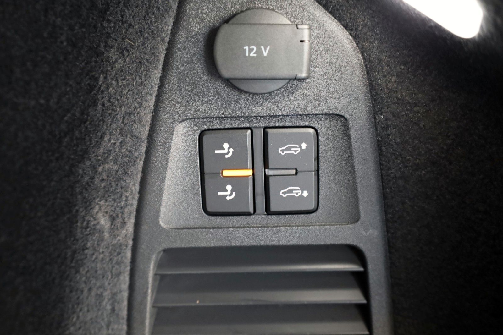 Fahrzeugabbildung Volkswagen Touareg Elegance 4M Leder,Navi,Panorama,Luftfed.