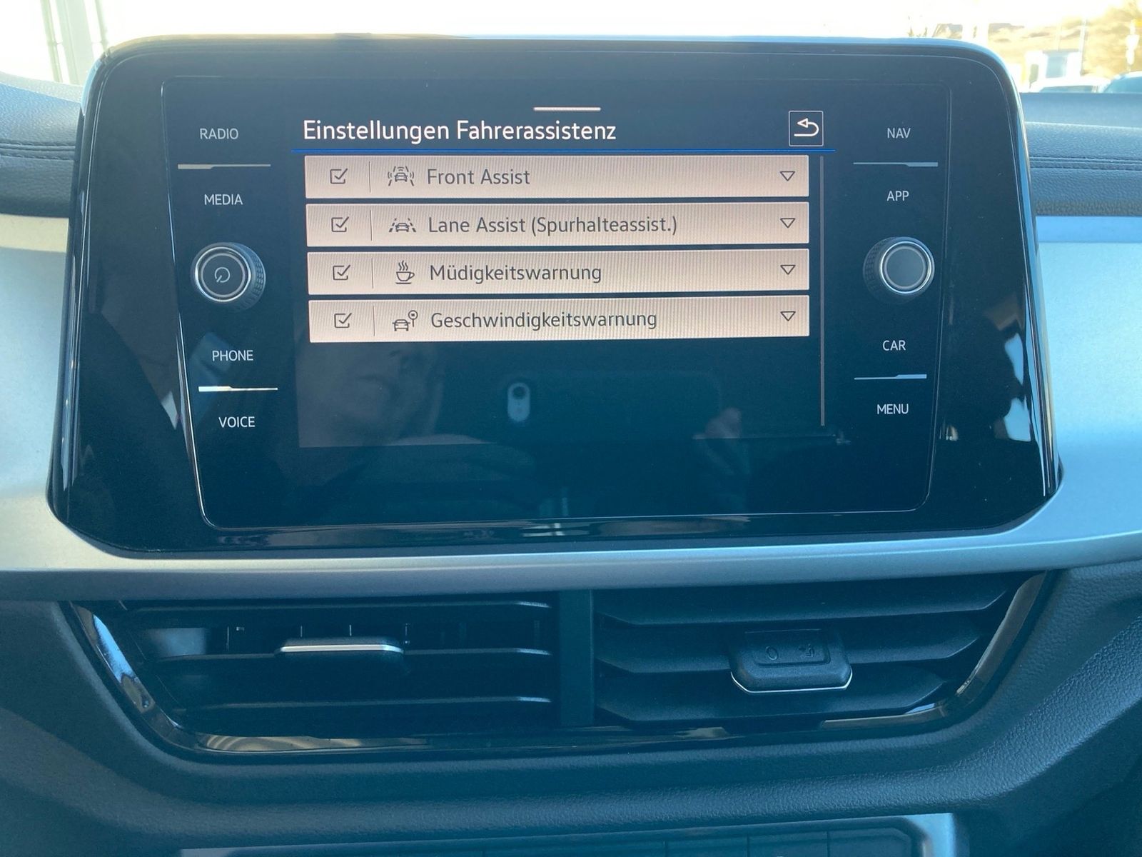 Volkswagen T-Roc - Bild 14