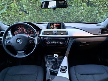 BMW 320 - 5