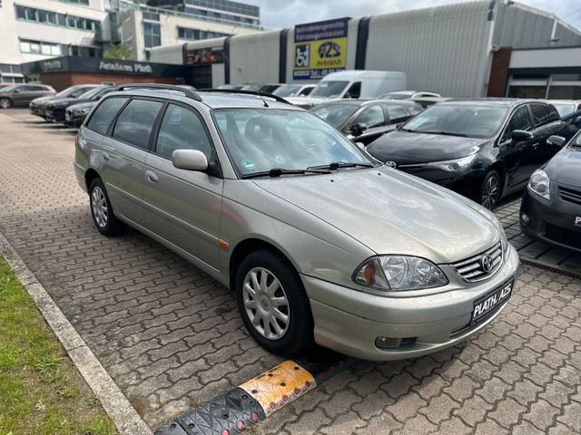 Toyota Avensis  1.8 Linea Sol