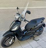 Piaggio Beverly 300 mit 1700 Km, TÜV Neu - Angebote