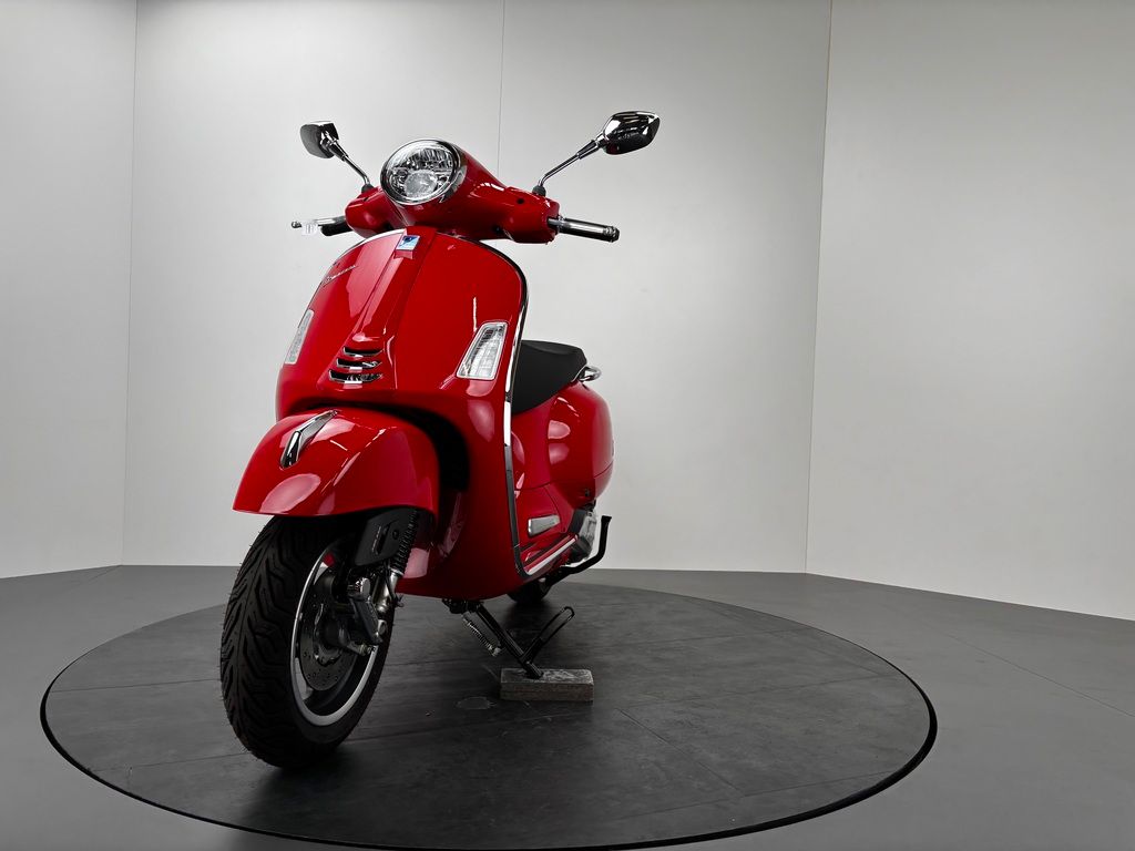 Fahrzeugabbildung Vespa GTS 310 SUPER E5+ *NEUFAHRZEUG/GARANTIE*