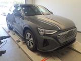 Audi Q8 e-tron 50 quat HuD b&O Pano - graue Audi Q8 e-tron