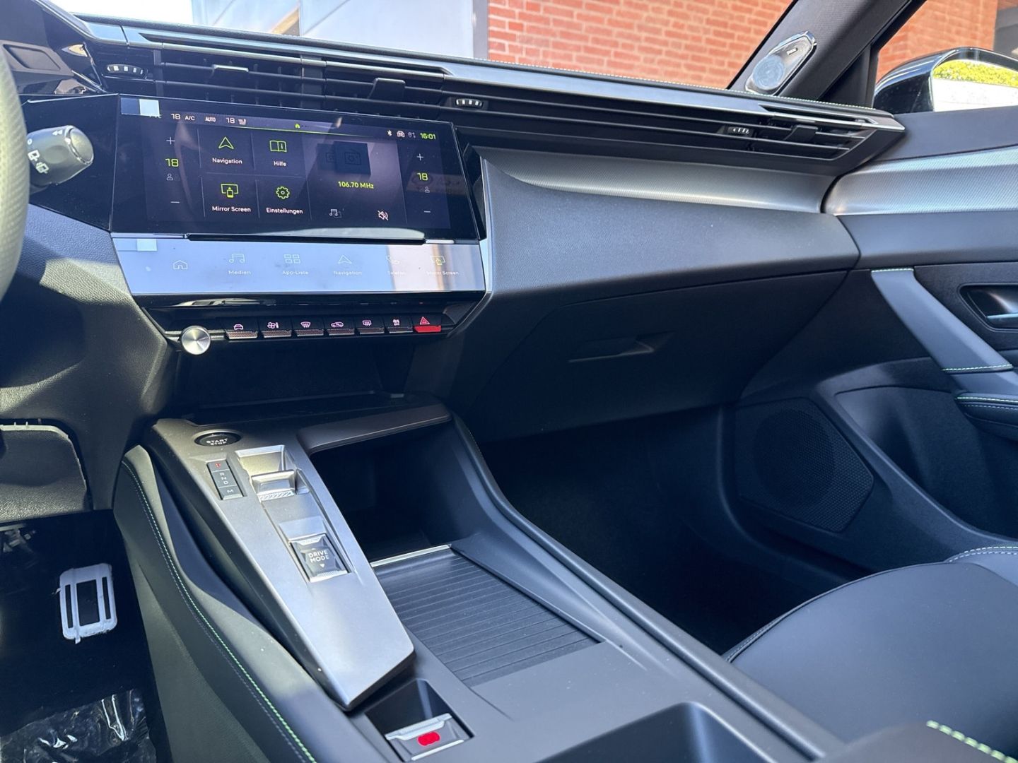 Peugeot 308 - Bild 11