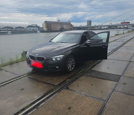 BMW Auto BMW  320d