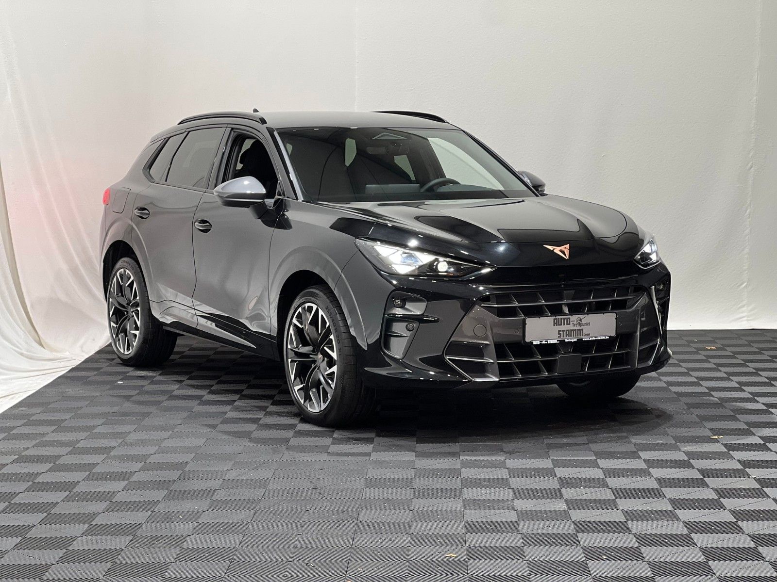 Fahrzeugabbildung CUPRA Terramar VZ 2.0 TSI 4Drive - Matrix - Sennheiser