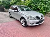 Mercedes-Benz C 220 CDI ELEGANCE  - Mercedes-Benz C 220: Elegance Cdi