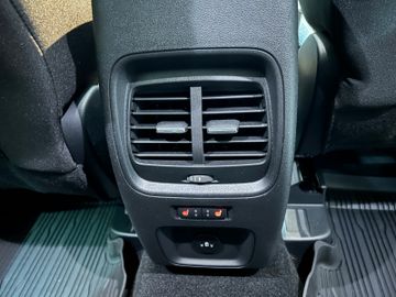 Ford Kuga Titanium 1,5 NEUES MODELL