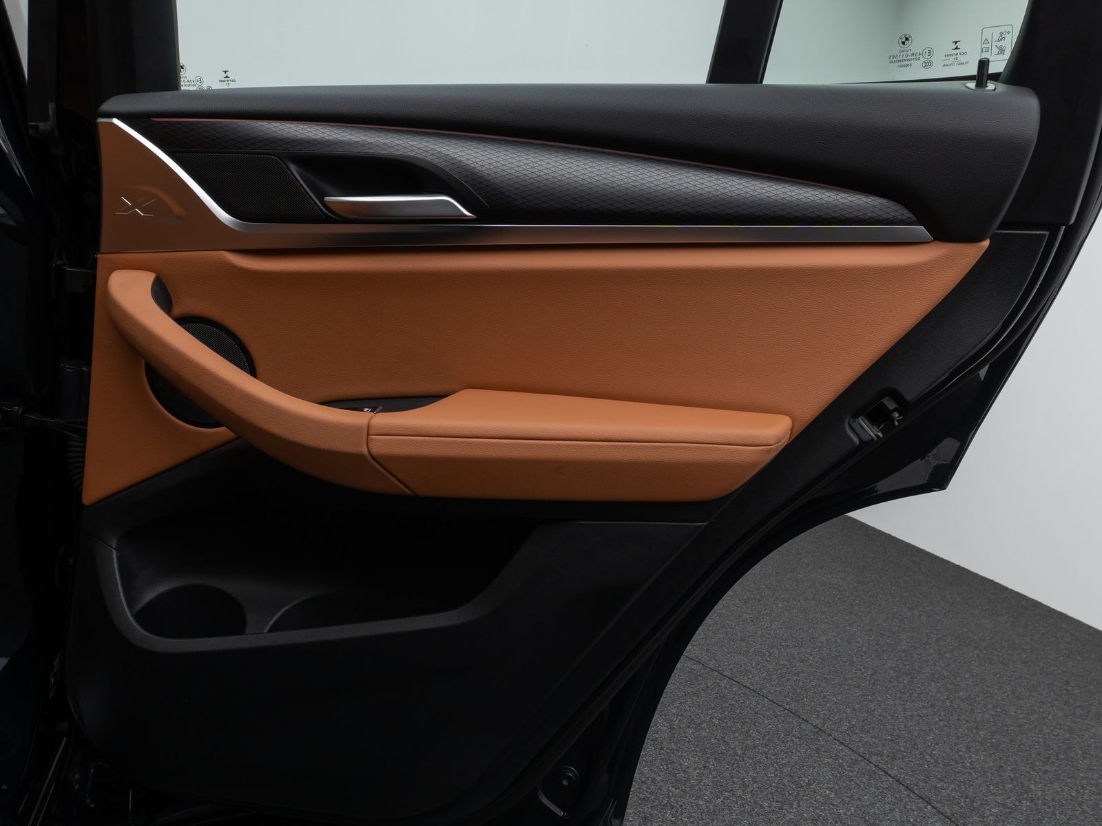 Fahrzeugabbildung BMW X3 xD30i M Sport Panorama Kamera DAB HiFi Alarm