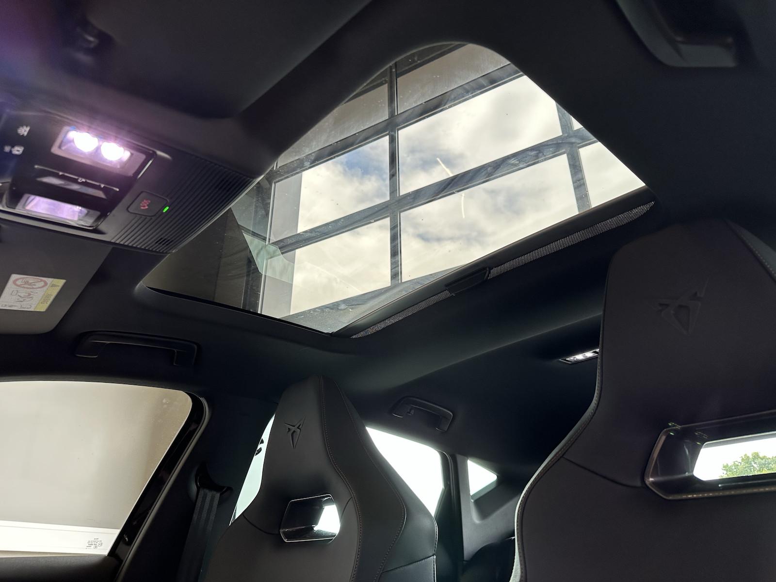 Cupra Leon VZ Sennheiser Progr.Design Pano 19 ́ ́Pure P., миниатюра 9