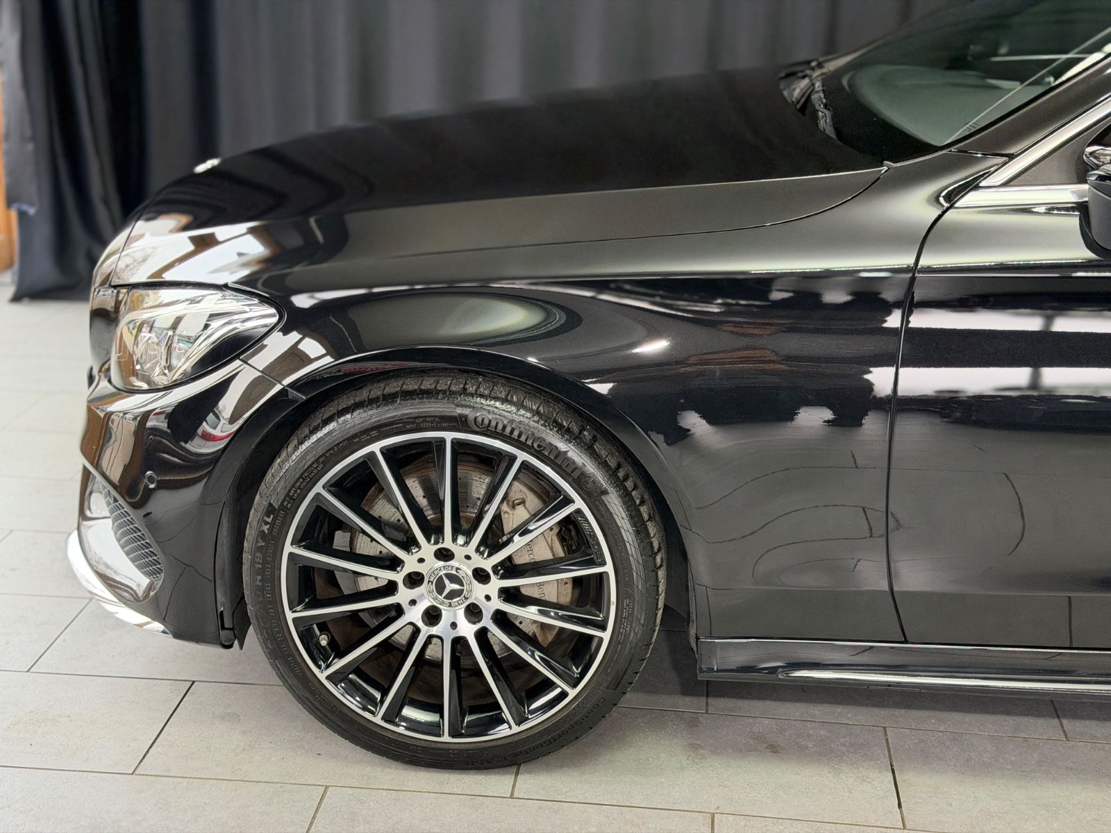 Fahrzeugabbildung Mercedes-Benz C250 Coupe|AMG-LINE|19 ZOLL|ILS-LED|NAVI|AUTOMAT