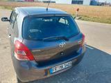 Toyota Yaris 1,0-l-Dual-VVT-i Life Life - Toyota Yaris von privat