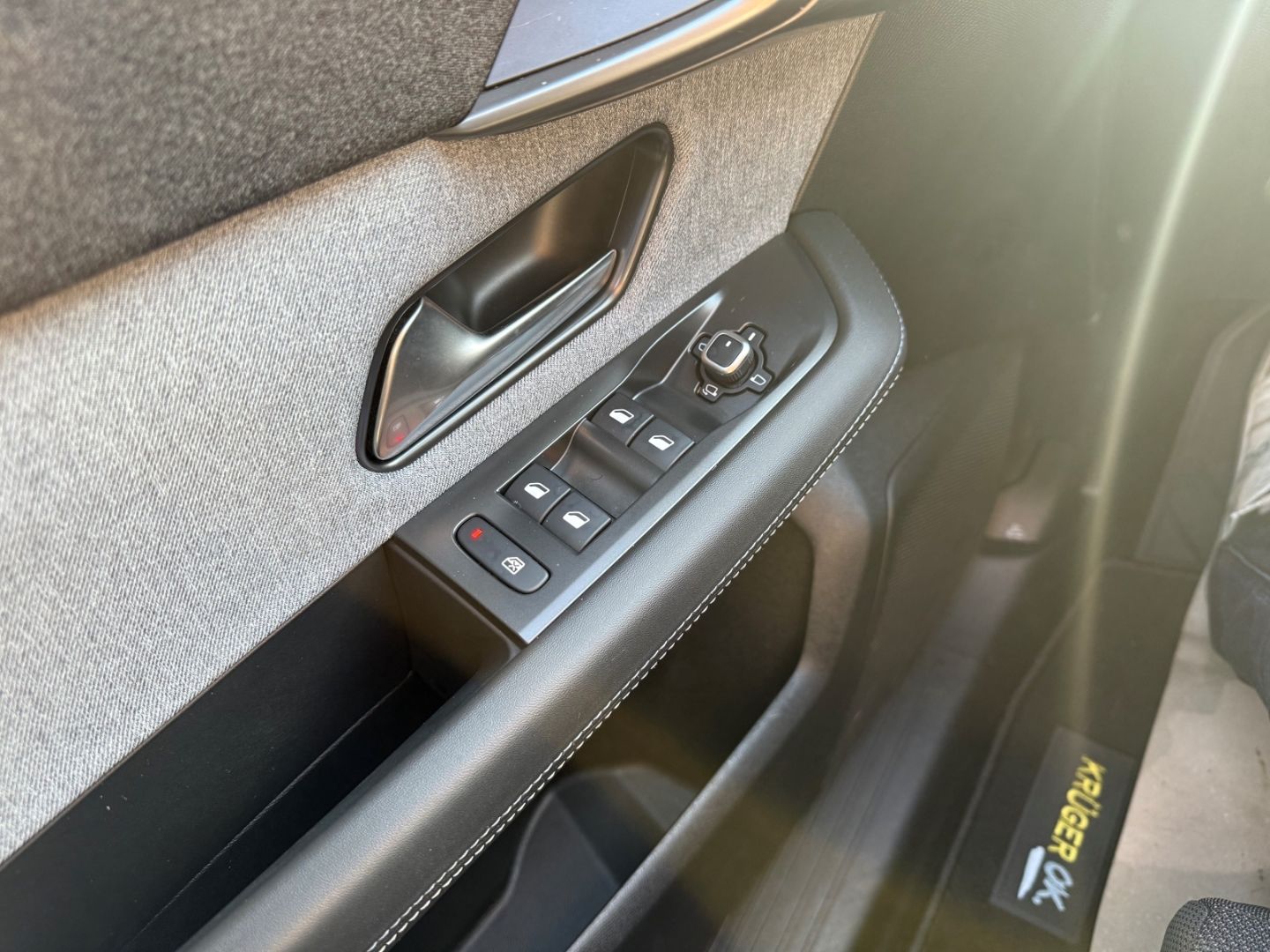 Fahrzeugabbildung Opel Grandland 1.2 Edition SHZ+LHZ+Kamera+Allwetter