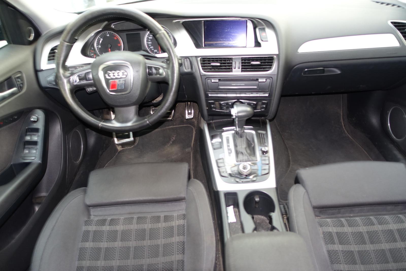 Audi A4 2009 — photo 22
