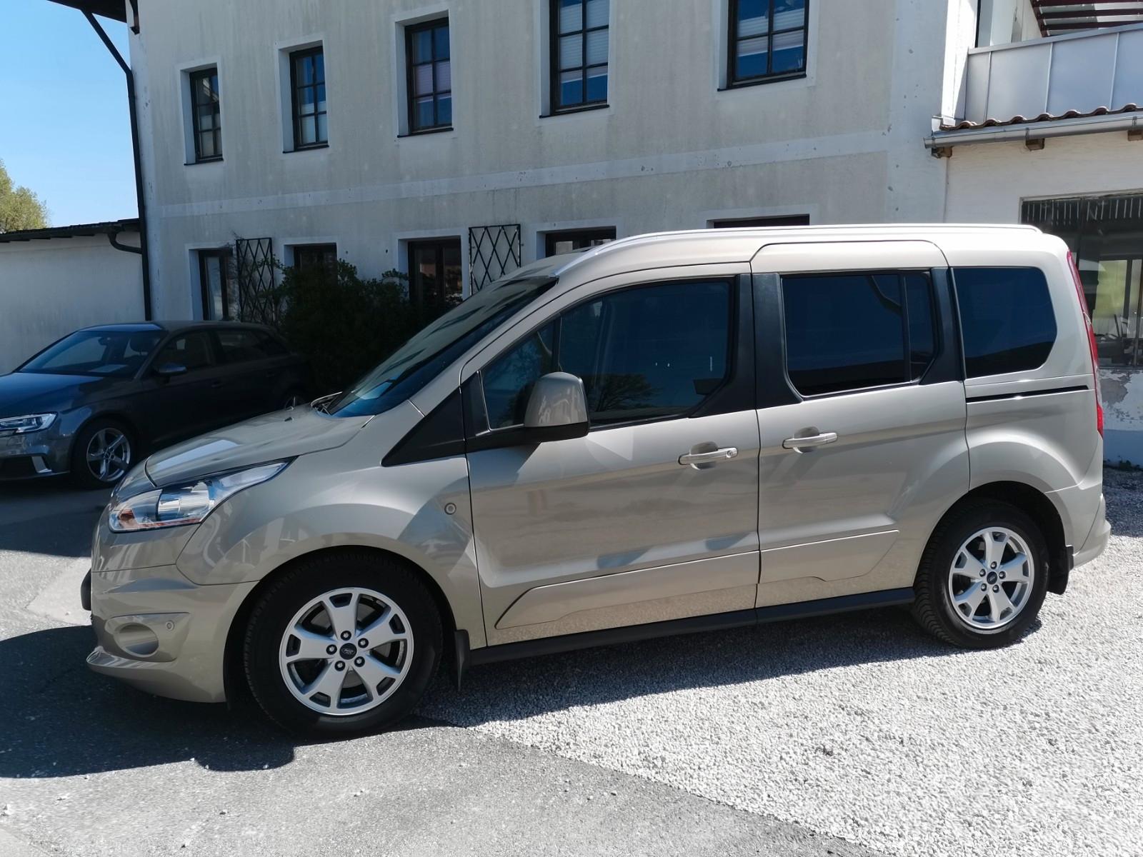 Ford Tourneo Connect 1.6 EcoBoost 110kW Titanium Auto
