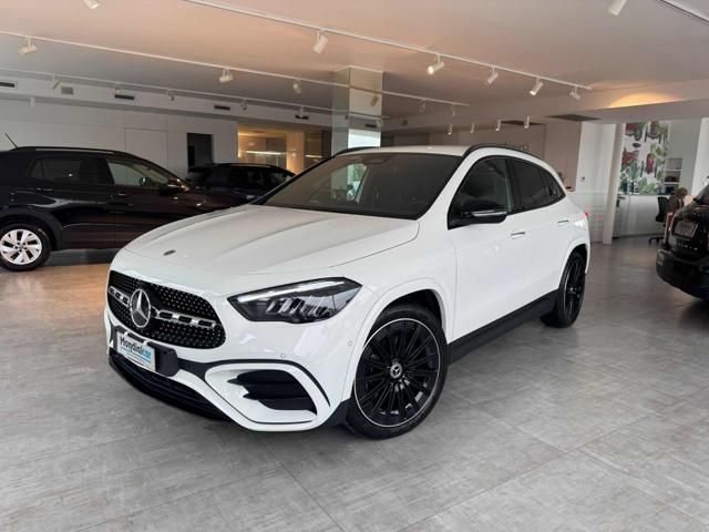 Andere MERCEDES-BENZ GLA 200 d Automatic AMG Line Advan