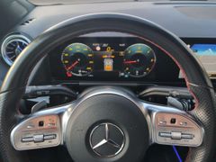MERCEDES-BENZ GLA 220 d 4Matic 8G-DCT AMG Line~MultiBeam~Mbux