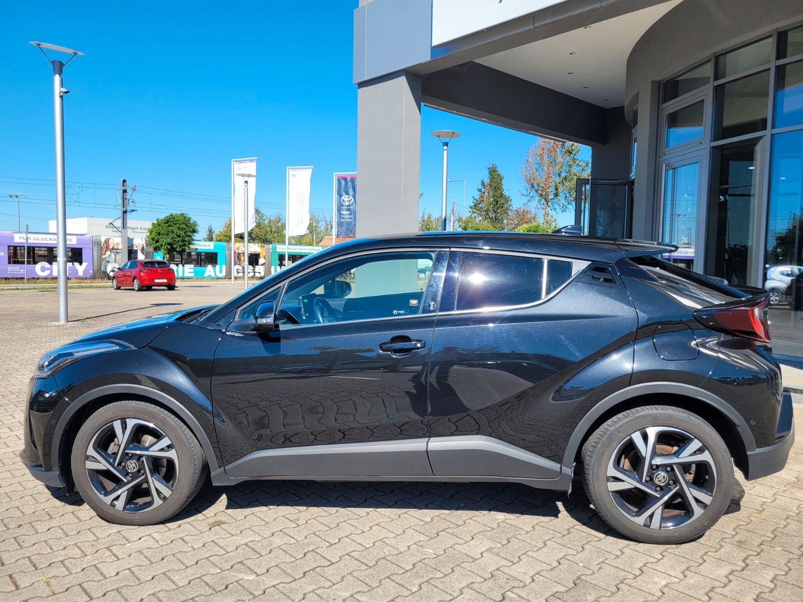 Toyota C-HR 1.8l Team Deutschland *SHZ, PDC v+h, RFK* imagem 2