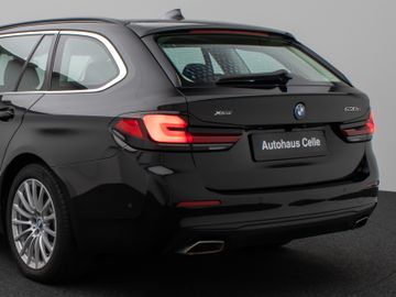 Fahrzeugabbildung BMW 530e xD Tour Pano ACC Kamera360° Sportsizt