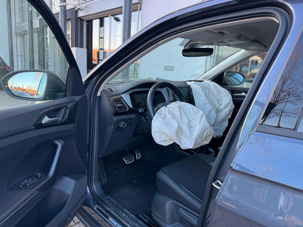 VW T-Cross TSI Goal/ KAMERA/ LED/ SITZHZG./ NAVI VW T-Cross TSI Goal/ KAMERA/ LED/ SITZHZG./ NAVI