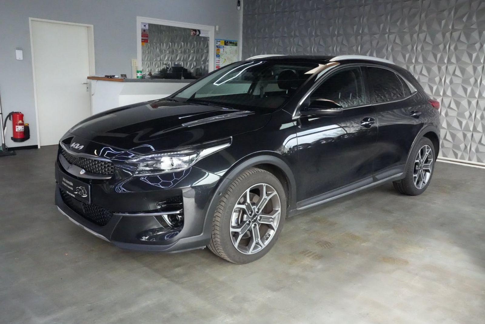 Kia XCeed Platinum Edition NAVI**KAM*PANO*LED imagem 3