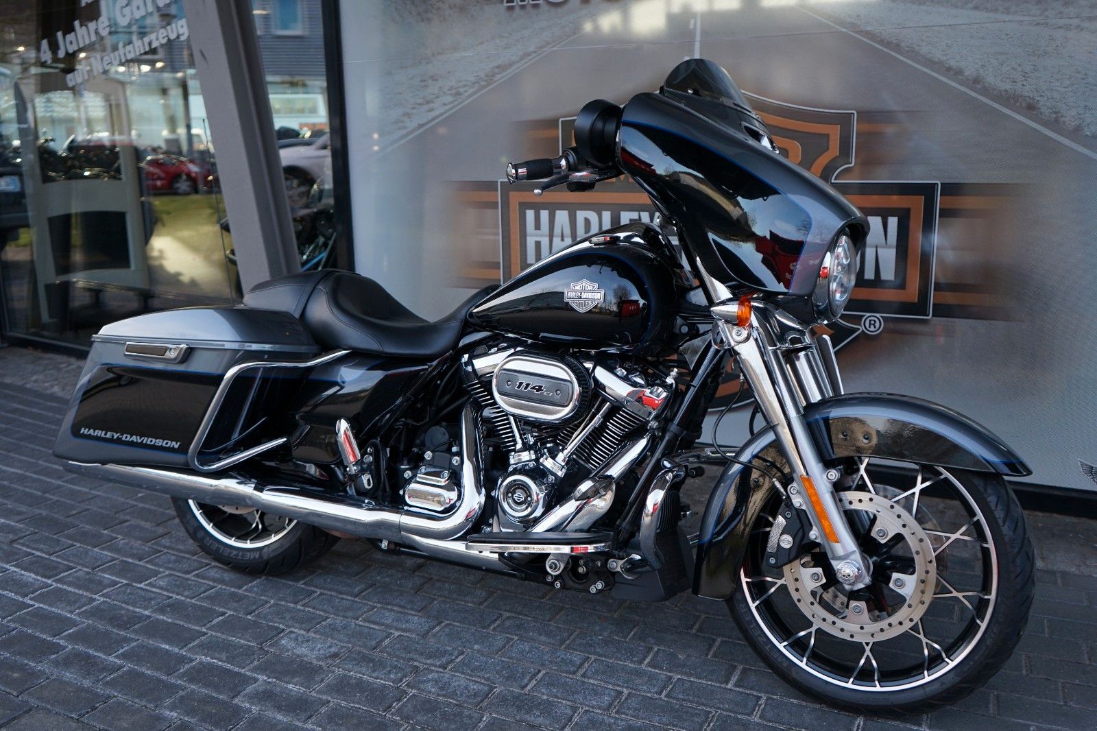 Fahrzeugabbildung Harley-Davidson Street Glide Special FLHXS 114 mit Scremin Eagle