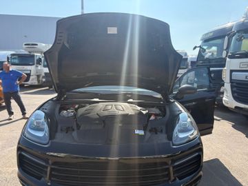 Porsche Cayenne - 10