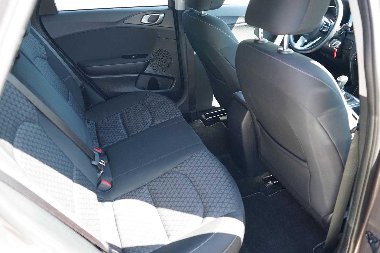Kia Ceed SW 1.4 T-GDI Vision Sitzheizung Klimaaut.