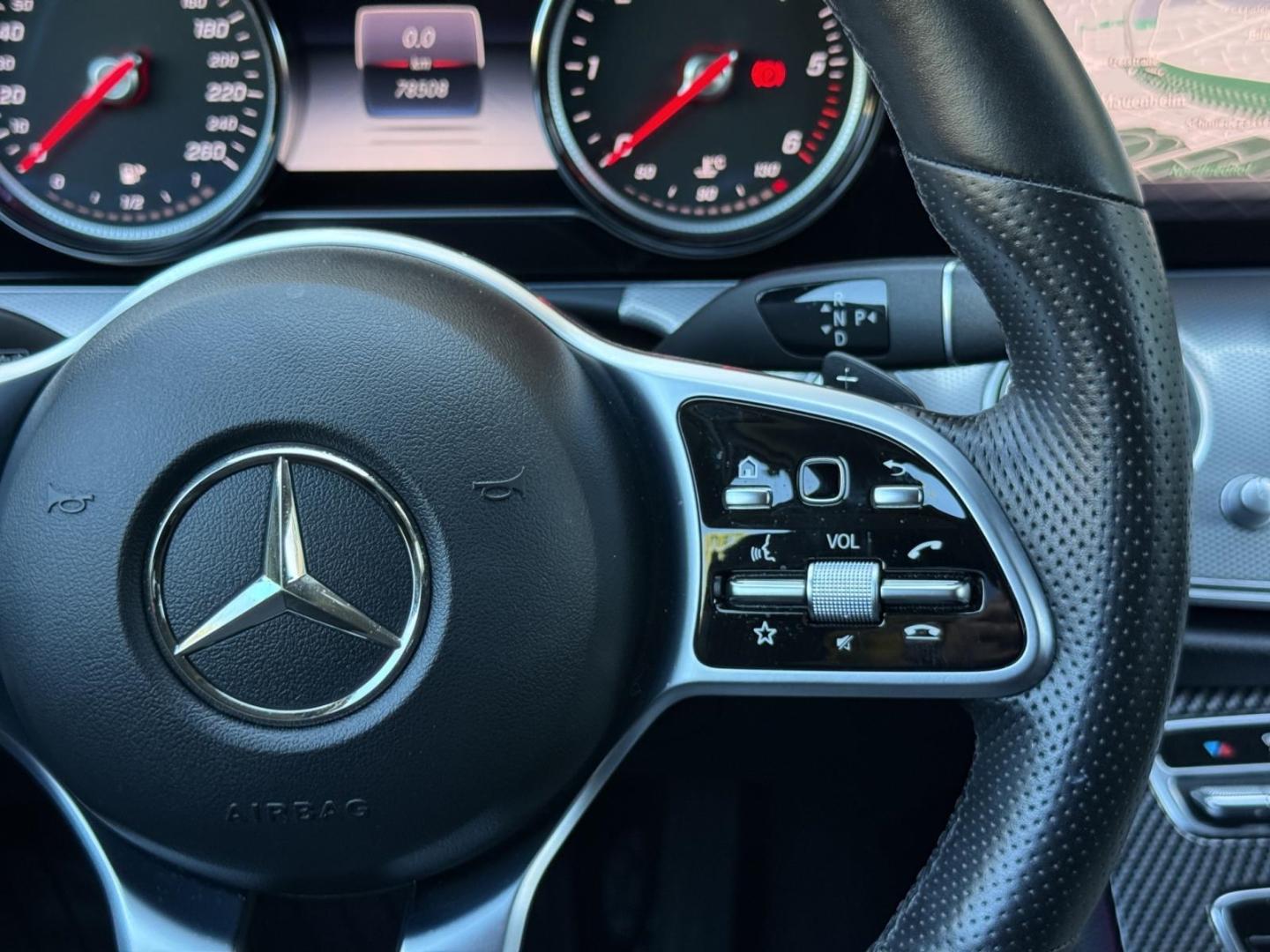 Mercedes-Benz E 220 d T Avantgarde MBUX COMAND Kamera LED Appl