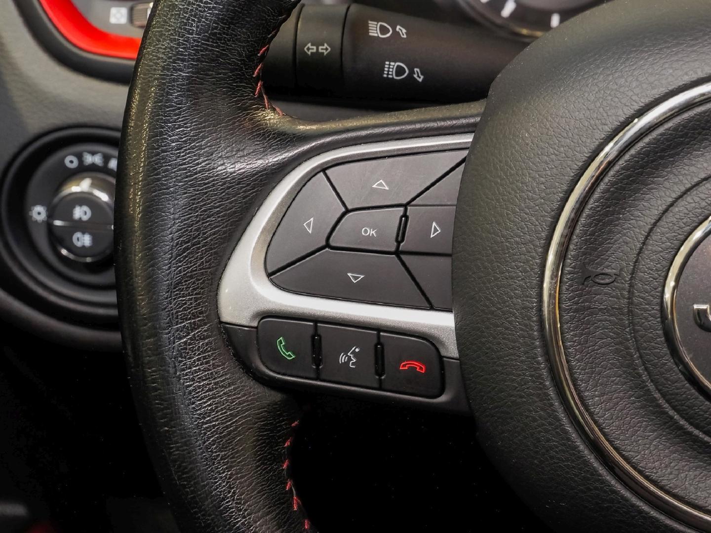 Jeep Renegade Plug-In-Hybrid 4Xe  Navi AHK Voll-LED P