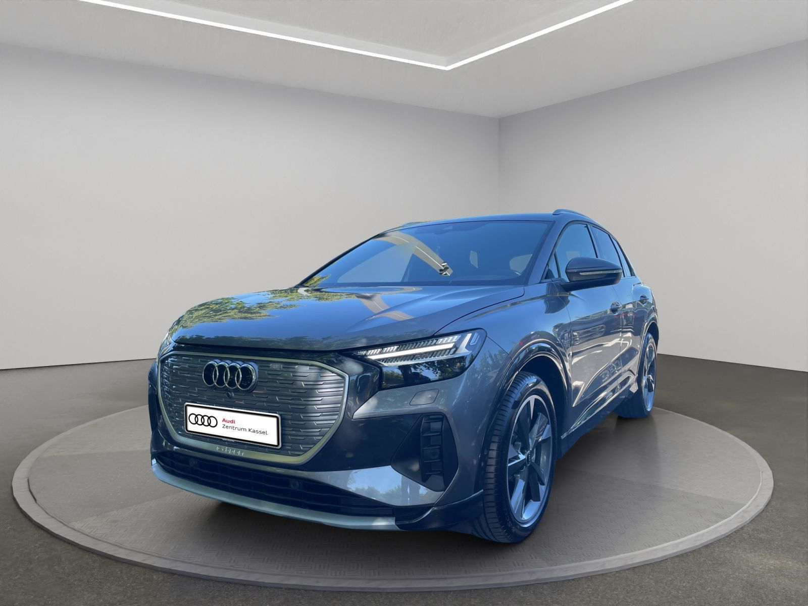 Audi Q4 50 e-tron quattro Matrix Kamera Standklima imagem 3