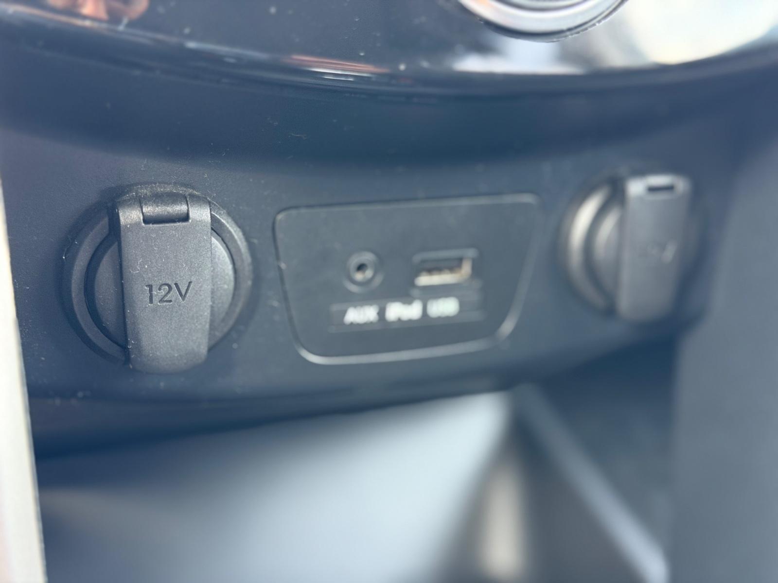 Hyundai i30 2014 — photo 19