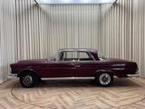 Mercedes-Benz W111 220SE Coupé *Project* Handbak 1963 / 6 Zyli - Oldtimer: Sportwagen