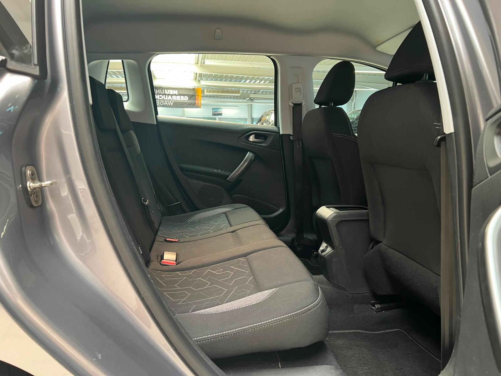 Peugeot 2008 Active Klima/Multi/1-HAND/**82.000KM**/TOP