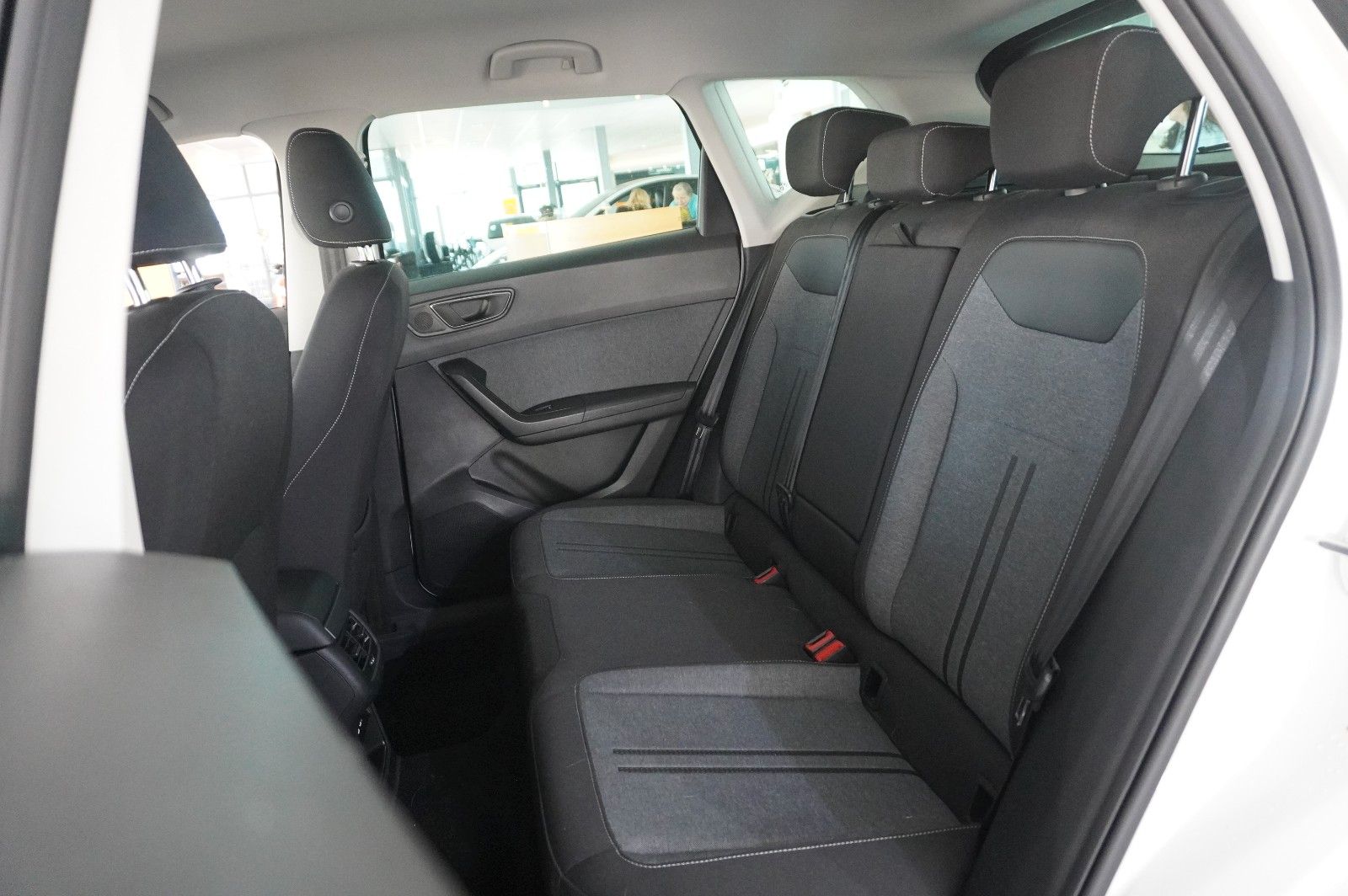 Fahrzeugabbildung SEAT Ateca 2.0 TDI STYLE NAVI/LED/SHZ/TEMP./PDC/DAB+