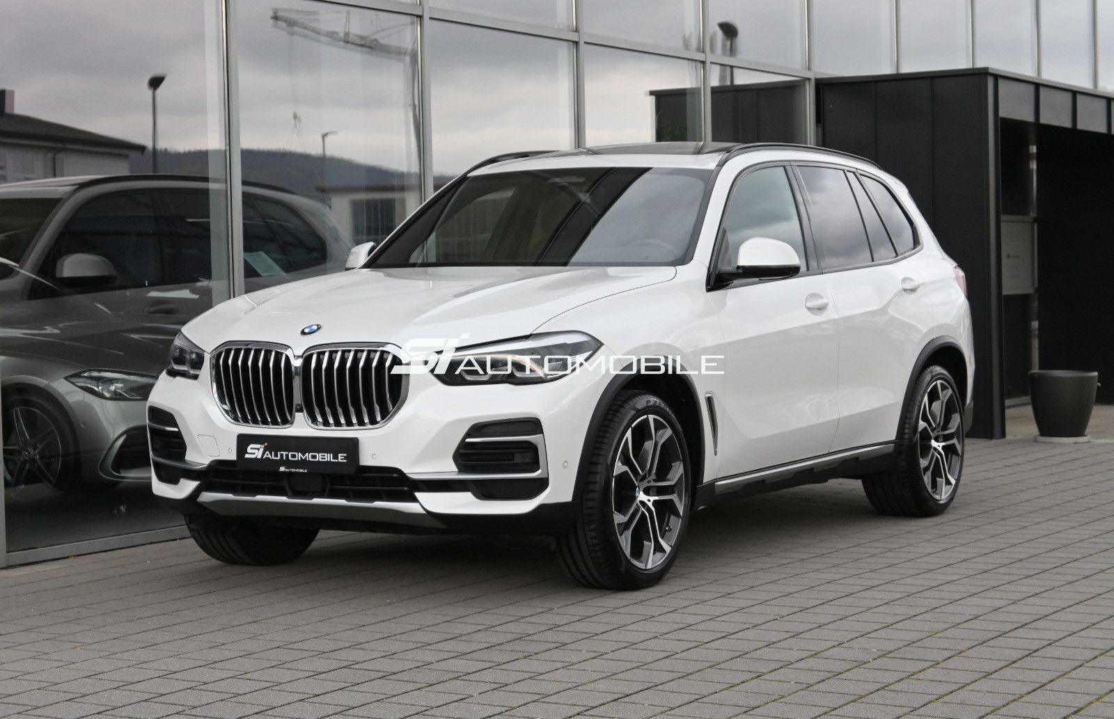 Fahrzeugabbildung BMW X5 xDr. 30d xLine °UVP 113.699€ °INTEGRAL+LUFT°