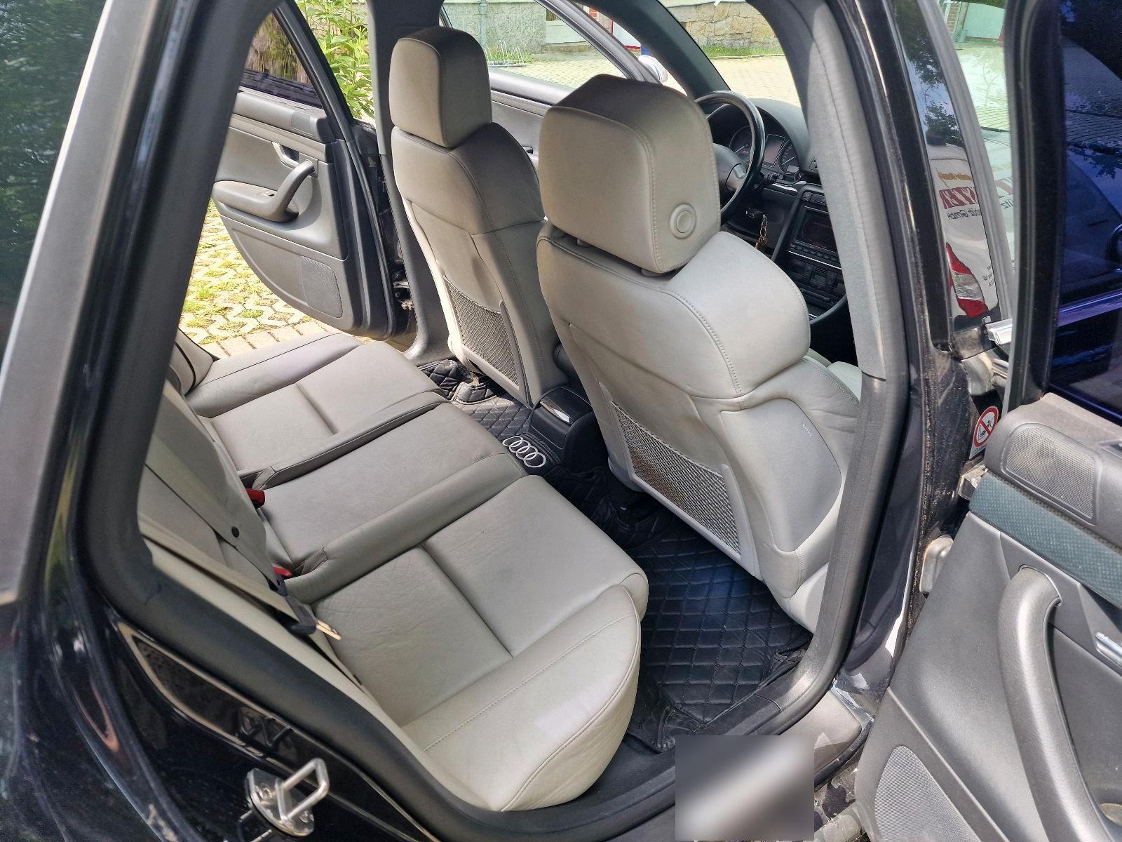 Audi S4 2004 — photo 10