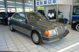 Mercedes-Benz 230 E Automatik *guter Zustand* - Mercedes-Benz 230 mit Benzin-Antrieb: Limousine, Klimaanlage