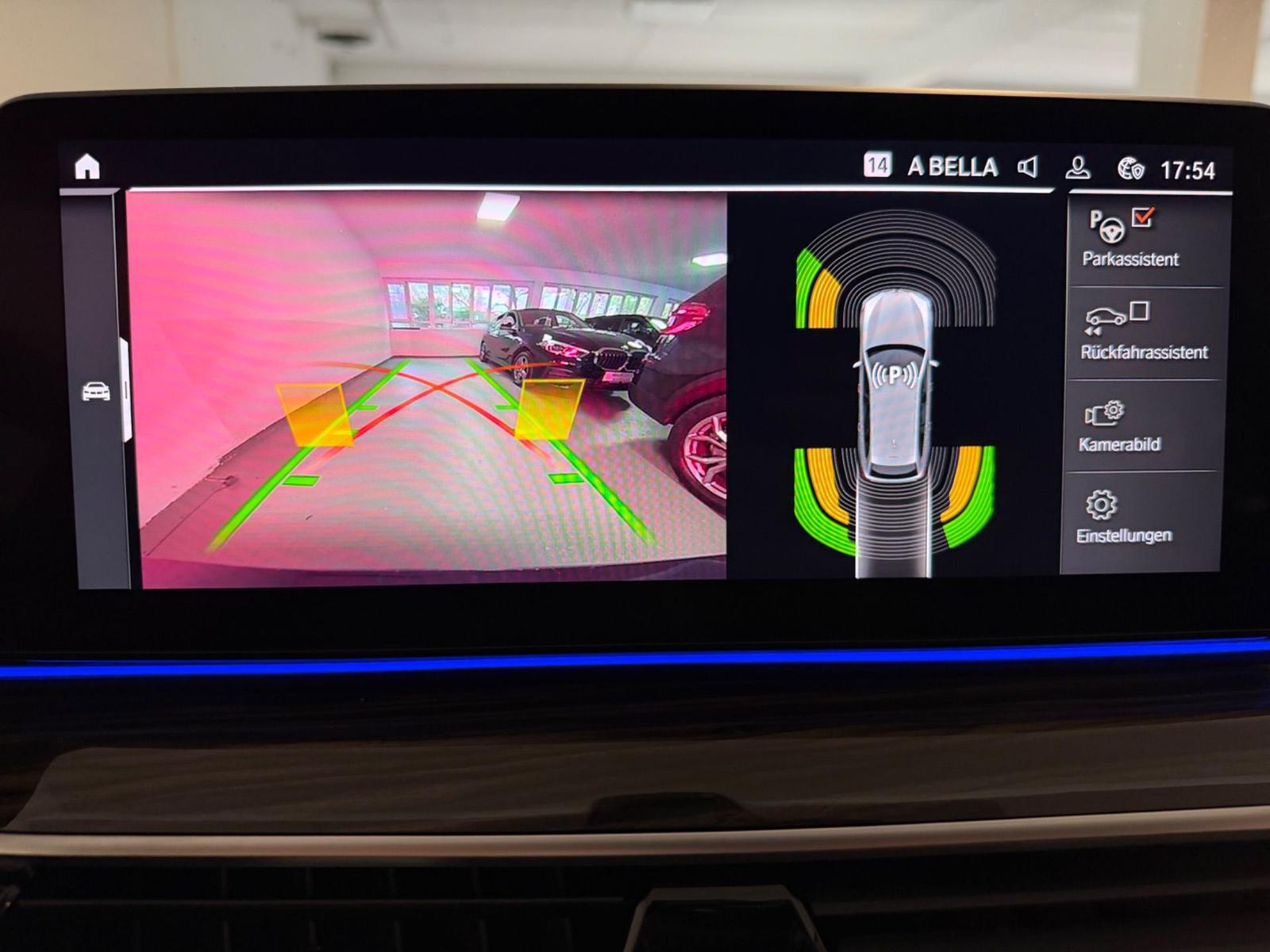 BMW 530 i Luxury Line H-KARDON/CAM/ACC/AHK/LEDER