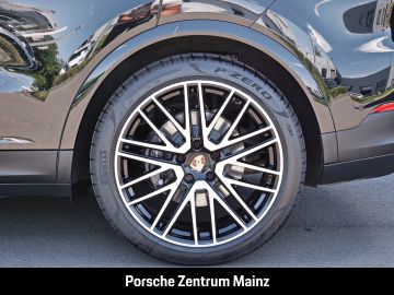 Porsche Cayenne - 11