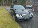 Mercedes-Benz E 220 CDI T CLASSIC Classic