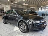 Opel Insignia A Country Tourer Basis 4x4 - Opel Insignia: Country Tourer
