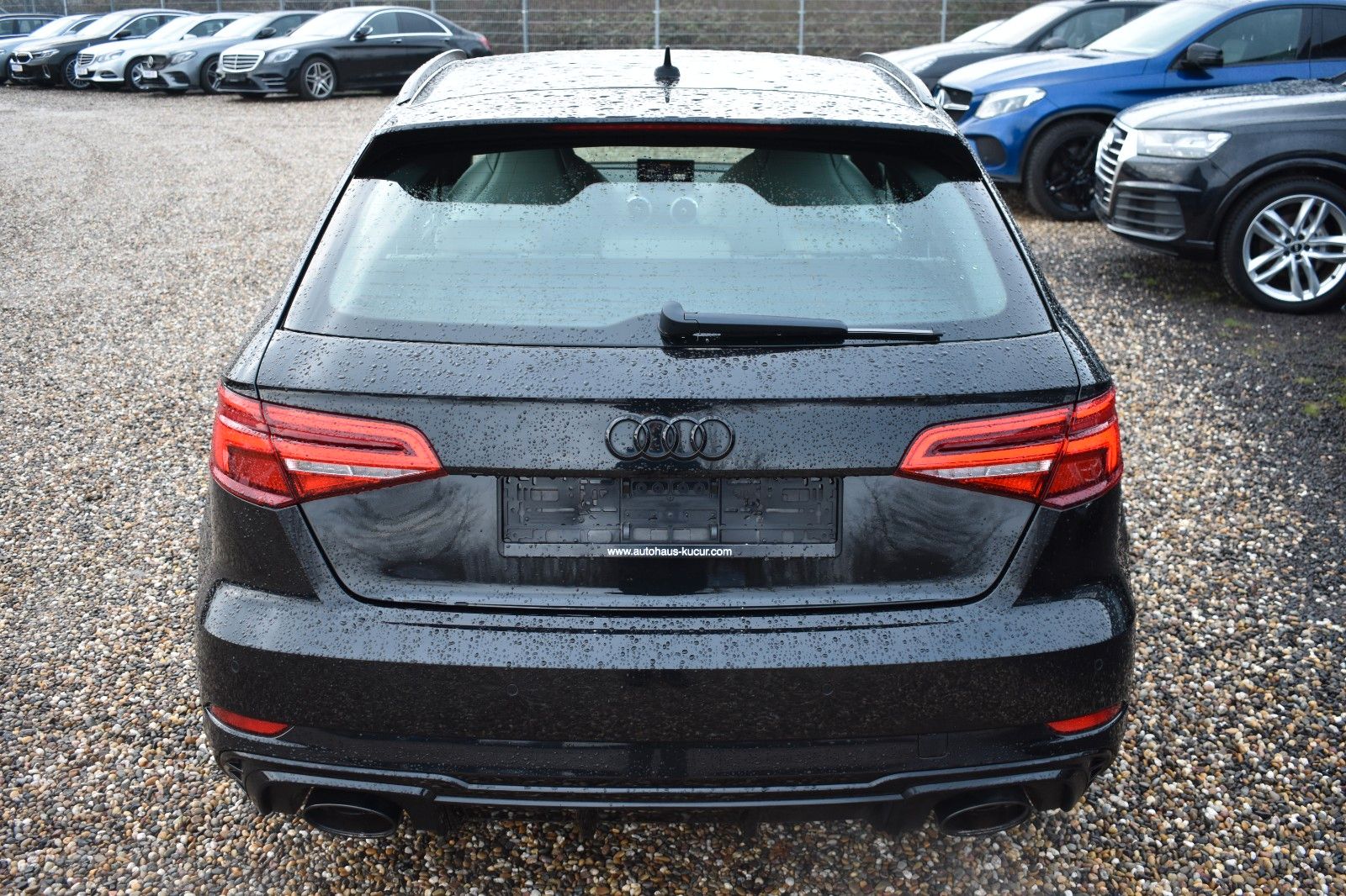 Fahrzeugabbildung Audi RS3 Sportback 2.5 TFSI quattro Keyles RS sitze