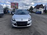 Renault Scenic III Dynamique - Renault Scenic Dynamique mit Benzin-Antrieb