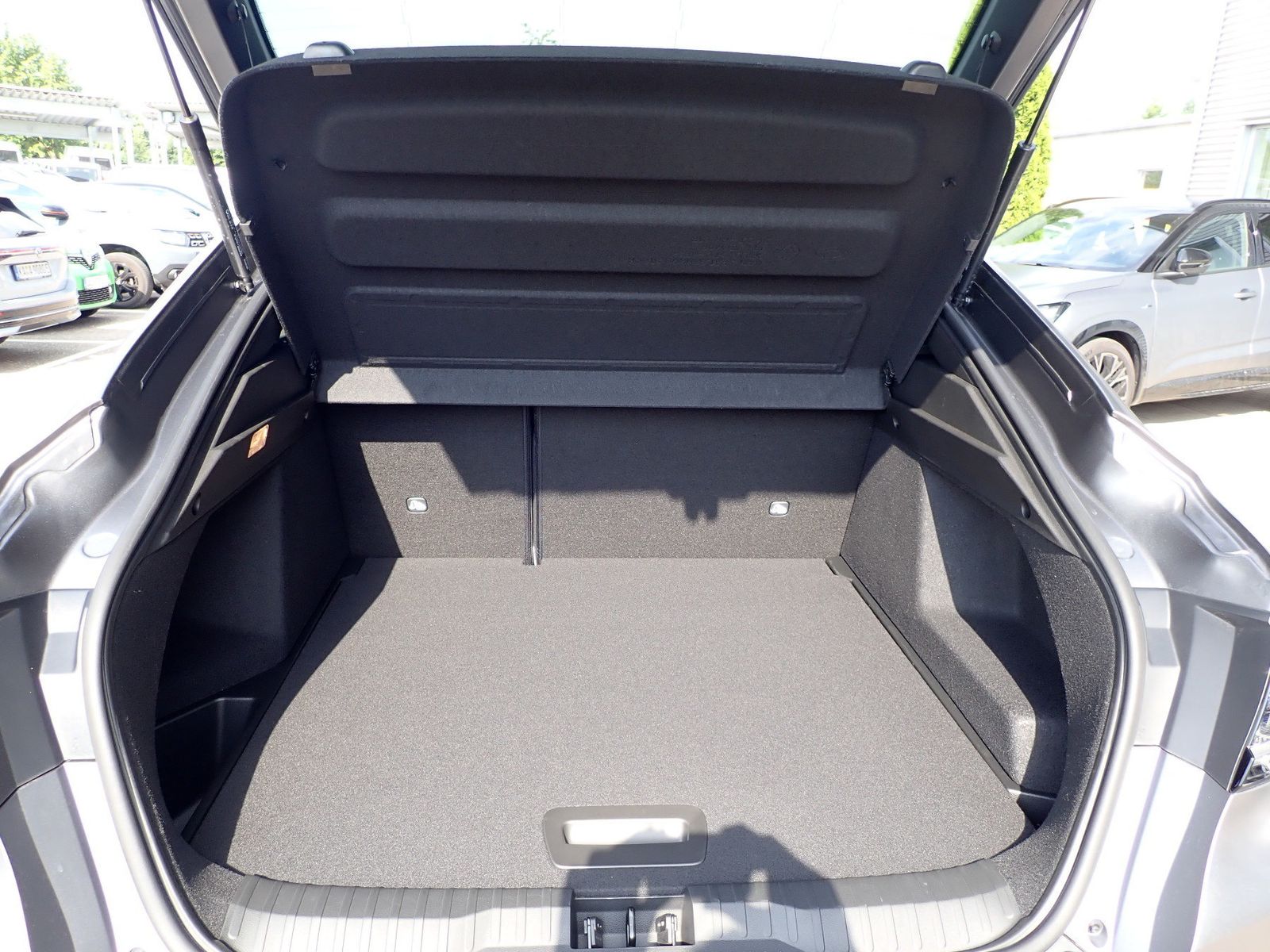 Fahrzeugabbildung Renault Arkana Esprit Alpine Mild Hybrid 140 EDC