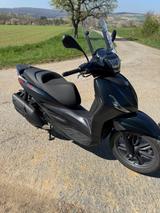 Piaggio Beverly 400 S HPE - PIAGGIO BEVERLY 400